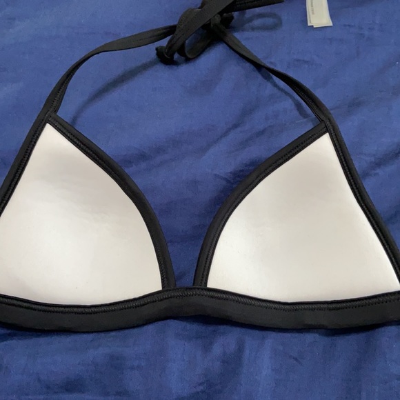 Pink triangle bikini top - Picture 3 of 3